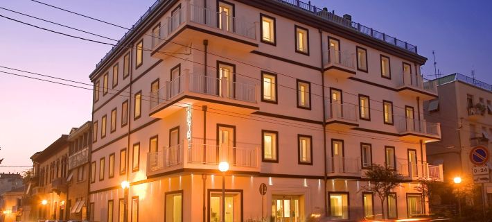 Card International Hotel Hotels in Rimini