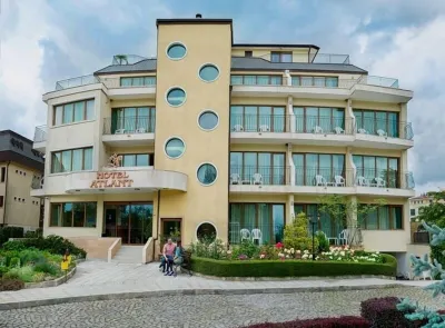 阿特蘭特飯店 Sea View Sveti Konstantin & Elena The Bay附近的飯店