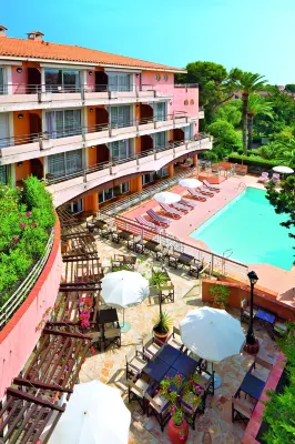 Zenitude Hôtel-Résidences Le Cannet Hotel a Le Cannet
