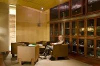 VIP Executive Entrecampos - Hotel & Conference - Quầy bar