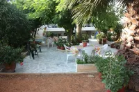 Veggie Garden Athens B&B Các khách sạn ở Argyroupoli