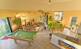 Cape Oasis Guesthouse
