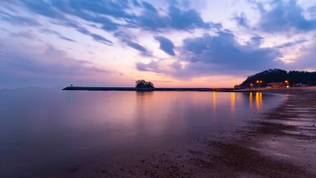 Taean Eoeundol Seascape PEN Отели рядом с достопримечательностью «Mallip'o-haesuyokchang»