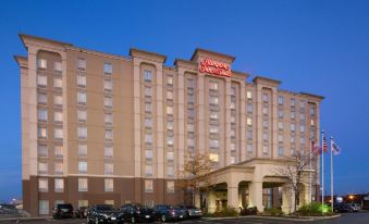 Hampton Inn & Suites by Hilton Toronto Airport