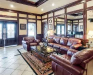 Quality Inn & Suites Lufkin فنادق في لوفكين