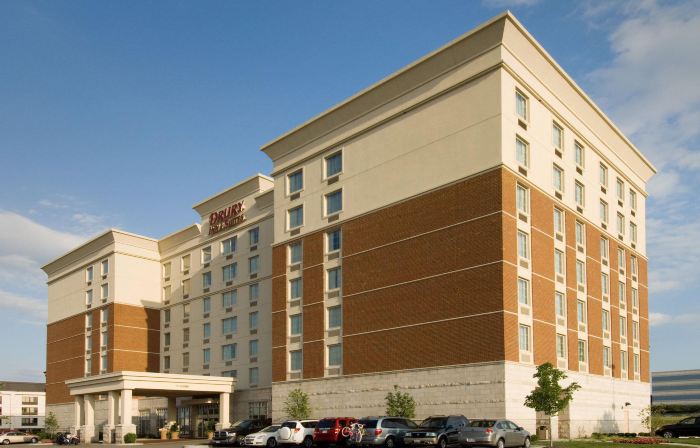 Drury Inn & Suites Cincinnati Sharonville