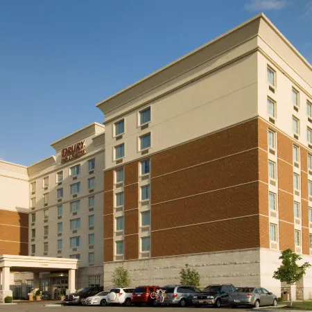 Drury Inn & Suites Cincinnati Sharonville