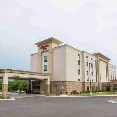 Hampton Inn Cumberland, MD Hotel Exterior