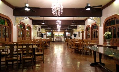 Suitetrails - Sulyap Bed & Breakfast – Casa de Alitagtag Boutique Hotel