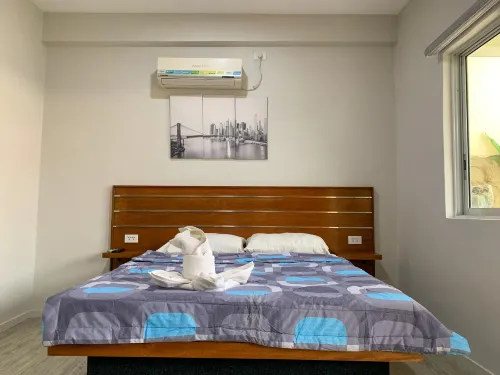 Kingston Lodge Hotel di Opol
