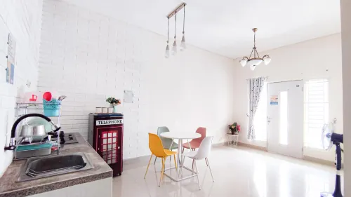 Surabaya Homey Near Juanda Airport Syariah - Wifi