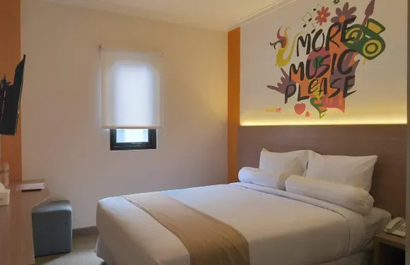 隆阿貢前一酒店