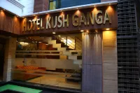 Hotel Kush Ganga - 50 Meter from Har ki Pauri, Haridwar  호텔