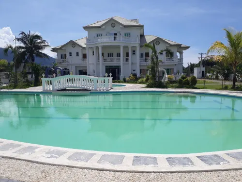 Andres Resort Hotels in Pandan