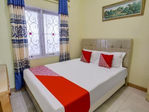 OYO 90968 Graha Family Guest House