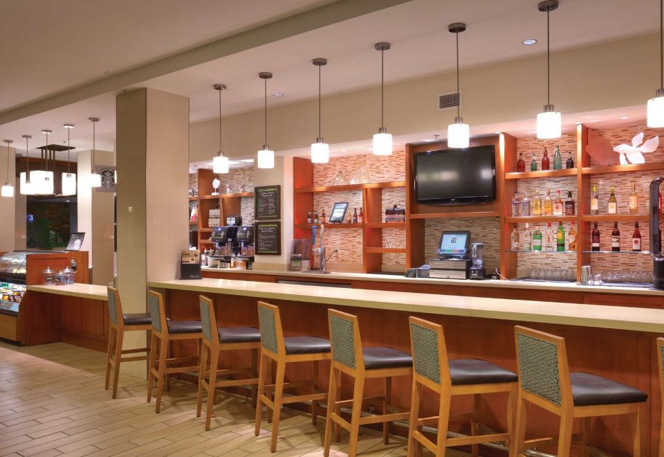 4. 하얏트 플레이스..