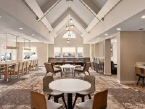 Residence Inn Deptford グロスターのホテル