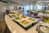 Hotel Golden Lake Resort فنادق في Vigantpetend