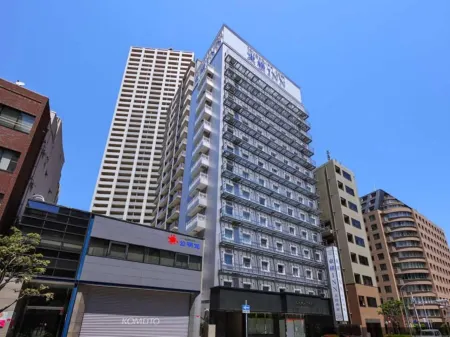Toyoko Inn Kobe Sannomiya Eki Shiyakusho Mae