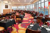 DoubleTree by Hilton Hotel Jefferson City - breakfast