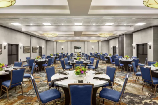 DoubleTree by Hilton Hotel Jackson