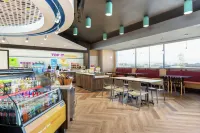 Tru by Hilton Wichita Northeast - servizio colazione