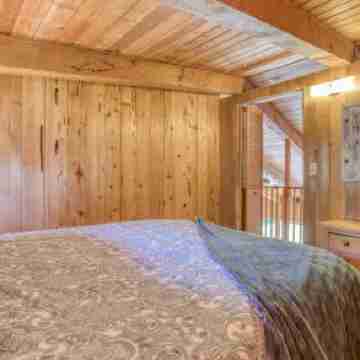 Rustic Retreat Rooms