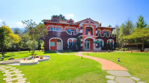 Saint Paul Villa