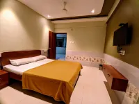 Hotel Hill Park Отели в г. Талегаон Дабхейд