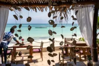 Aya Beach Resort - gimnasio