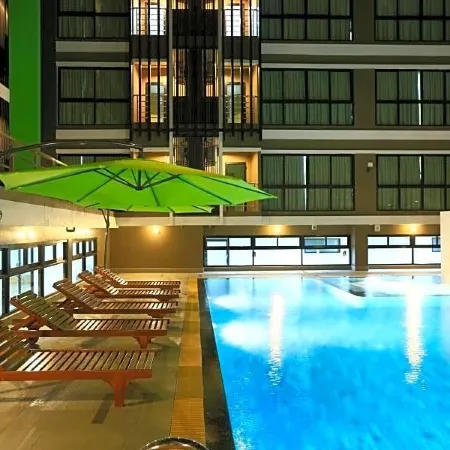 The Plimplace Hotel Отели рядом с достопримечательностью «Торговый центр Union Mall»