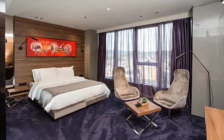 Ambasador Hotel