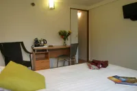 Hôtel Pierre Blanche Hotels in Pougny