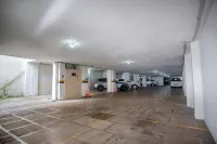 Hotel Gold Plaza - ที่มีที่จอดรถ