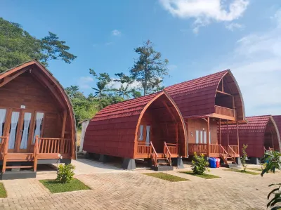 Cottage Omah'e Opa Waterpark Hotel a Penaruban