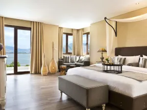 Limneon Resort & Spa