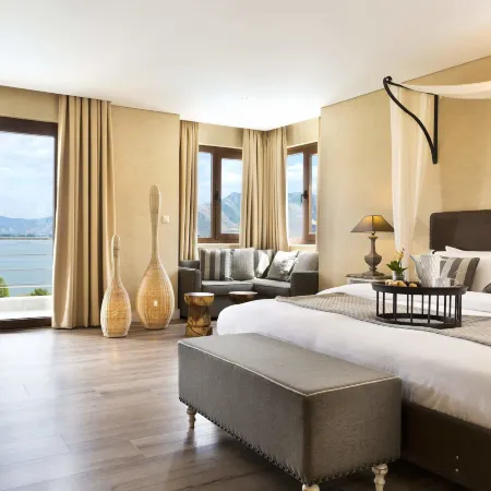 Limneon Resort & Spa