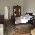 Breeze Inn Guesthouse