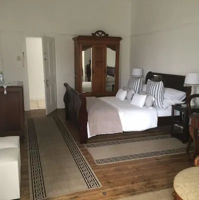 Breeze Inn Guesthouse Hotels in Kidd`s Beach