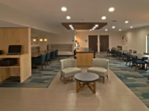 Holiday Inn Express & Suites EVANSVILLE NORTH by IHG Hotels in Vanderburgh County