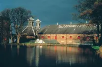 The Perfect Countryside Getaway at the Causeway Lodge - Homestays