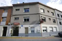 Hostal Cruce - Pensionaatit