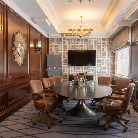 Pendley Manor