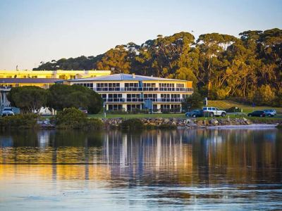 Waterview Luxury Apartments