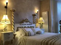 The Mirador Boutique Town House Hotel di Fforest-fach