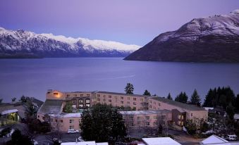 Mercure Queenstown Resort