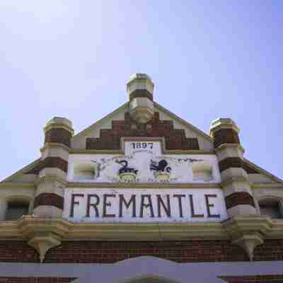 Fremantle Hostel Hotel Exterior