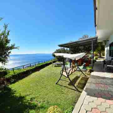 Vesna Hotel Exterior