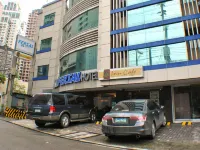 Fersal Hotel Neptune Makati Hotel in zona Vintage Restore