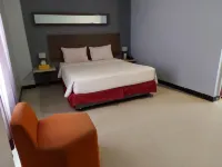 Agung Hotel Kendari Hotels in Mandonga